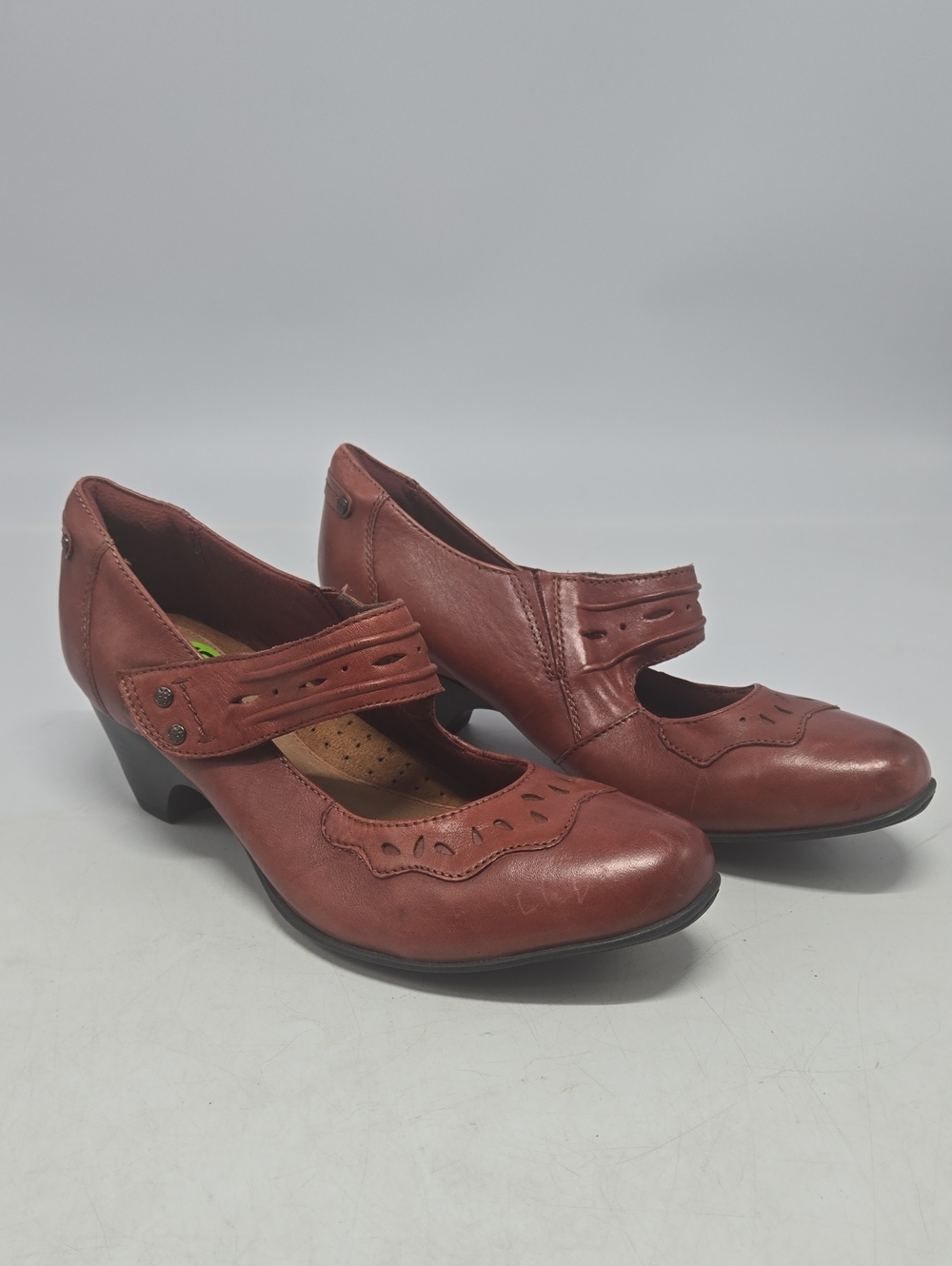 Cobb Hill New Balance Leather Mary Jane Heels 9.5